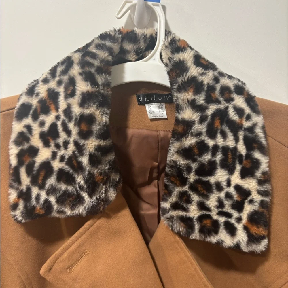 NWOT: Venus beige double breasted coat with leopard print trim, X Large - Picture 4 of 9